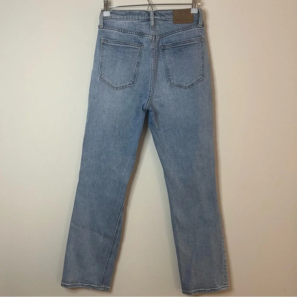 ARITZIA DENIM FORUM Arlo High Rise Straight Leg Distressed Jeans - Picture 13 of 15